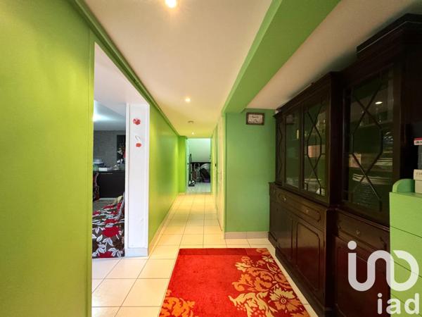 Maison à vendre 10 pièces 203 m² Saint-Leu-la-Forêt