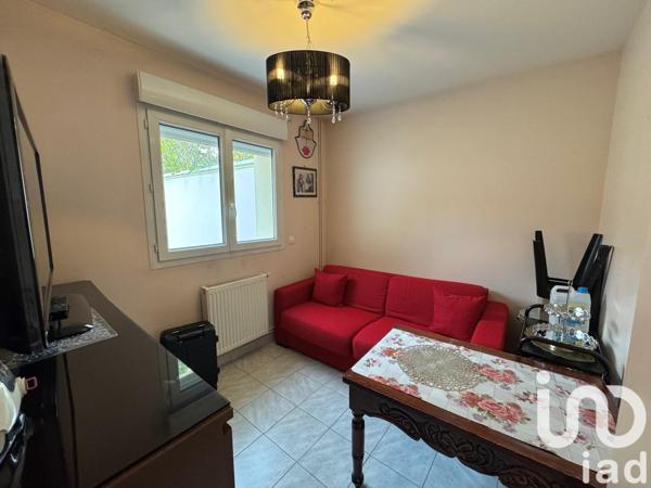 Maison à vendre 10 pièces 203 m² Saint-Leu-la-Forêt