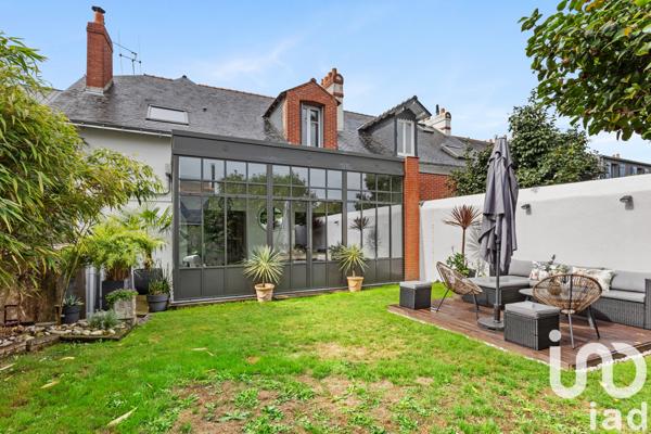 Maison à vendre 7 pièces 145 m² Nantes