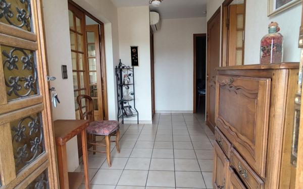 Maison à vendre    5 pièces •  Aramon