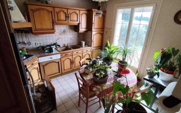 Maison à vendre    5 pièces •  Aramon