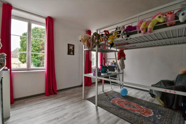 Maison à vendre 5 pièces CHATEAUMEILLANT (18)