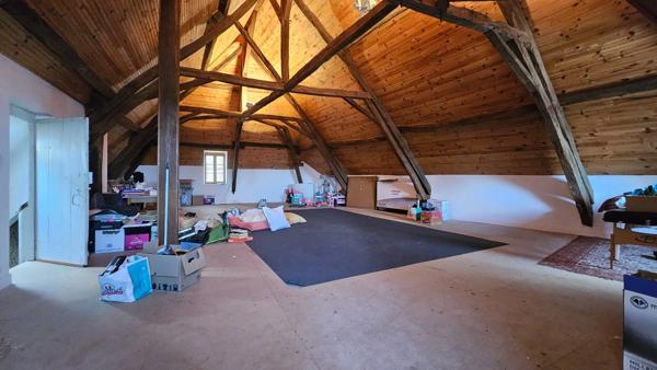 Maison à vendre 5 pièces CHATEAUMEILLANT (18)