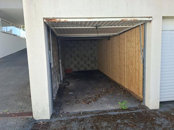Garage boxé quartier les Minimes proche du port de plaisance