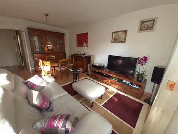 TOULOUSE PONT DES DEMOISELLES JOLI T3 DE 63 m2 AVEC BALCON ET BOX.