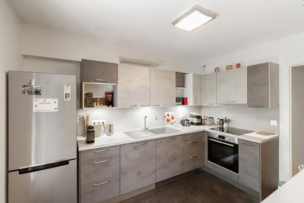 TOULOUSE PONT DES DEMOISELLES JOLI T3 DE 63 m2 AVEC BALCON ET BOX.