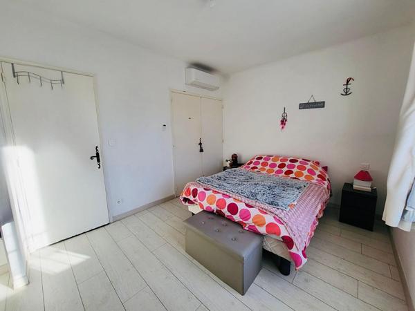 Belle maison Isle Sur La Sorgue 5 pièces sur terrain de plus de 2300m2