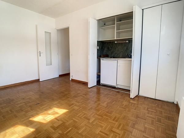 À vendre  Appartement T1 à Marseille 13009, secteur Mazargues