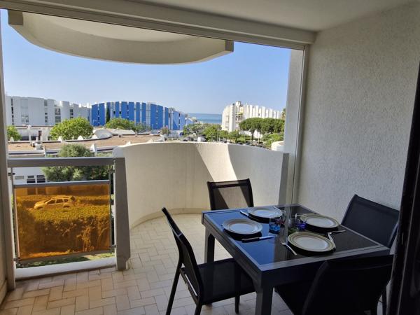 Magnifique appartement entierement rénové vue dégagée avec garage La Grande-Motte (34280)