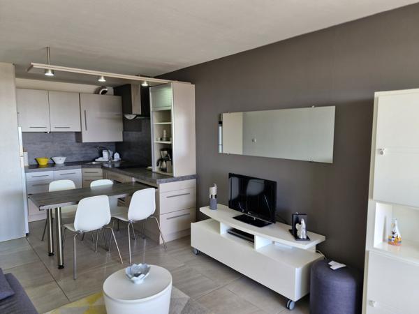 Magnifique appartement entierement rénové vue dégagée avec garage La Grande-Motte (34280)