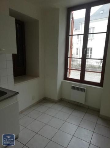 Location appartement Mehun-sur-Yèvre (18500) 2 pièces 45m²