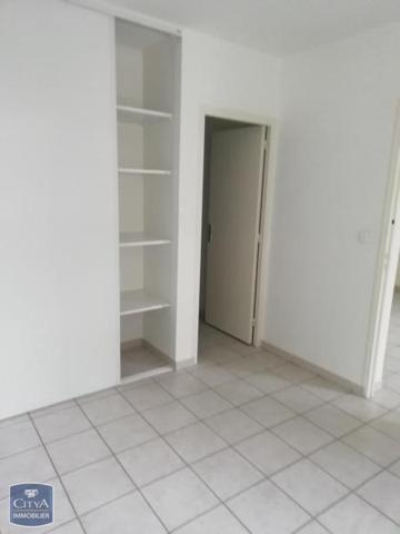 Location appartement Mehun-sur-Yèvre (18500) 2 pièces 45m²