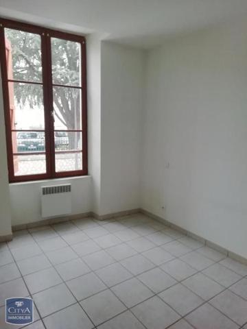 Location appartement Mehun-sur-Yèvre (18500) 2 pièces 45m²