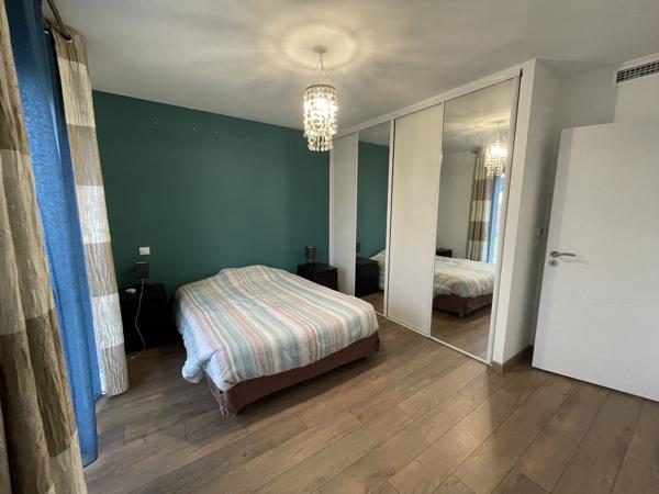 Cox (31480) Location Maison de plain-pied meublée, de 95m2, T4, jardin.