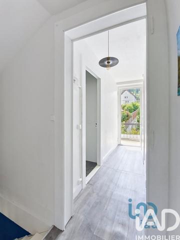 Maison à vendre 10 pièces 203 m² Évian-les-Bains
