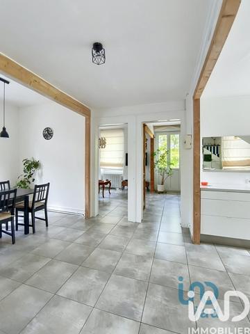 Maison à vendre 10 pièces 203 m² Évian-les-Bains