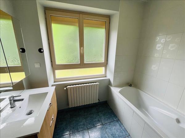 Maison à louer |  CASTELJALOUX |  4 pièces | 94 m²