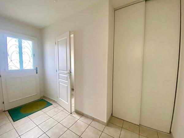 Maison Orléans 3 chambres garage jardin . Quartier Murlins