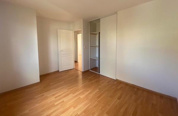 Maison Orléans 3 chambres garage jardin . Quartier Murlins