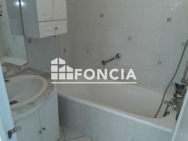 Location Appartement 2 pièces 41.76 m² - LA CHAUMIERE Cannes 06400