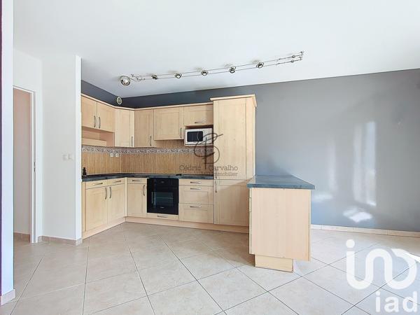 Appartement 2 pièces de 42 m² à Pontault-Combault (77340)