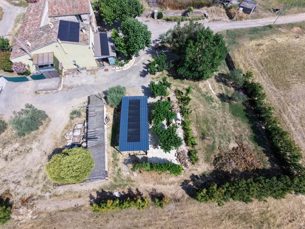 proche MANOSQUE(04)grand MAS NAPOLEONIEN au calme à aménager de 395m2 avec T2 terrain 3998 m 2