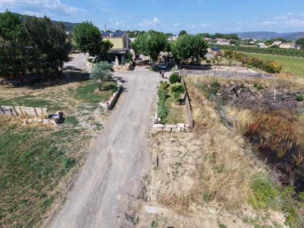 proche MANOSQUE(04)grand MAS NAPOLEONIEN au calme à aménager de 395m2 avec T2 terrain 3998 m 2