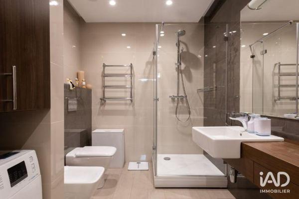 Appartement (neuf) à vendre 5 pièces 158 m² Paris 18