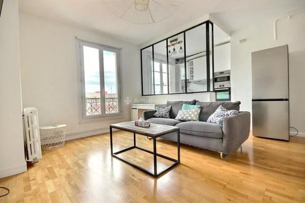 Vente                                                      Appartement
                        
                     2 pièces                      41 m2                     à Asnières-sur-Seine