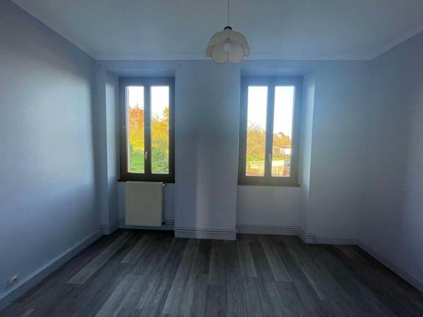 Maison ancienne avec grange attenante