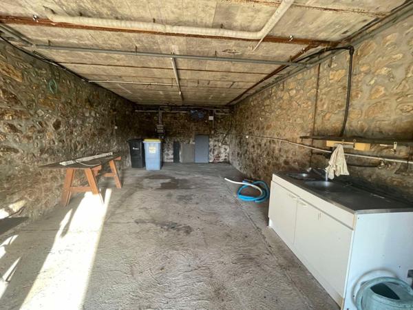 Maison ancienne avec grange attenante