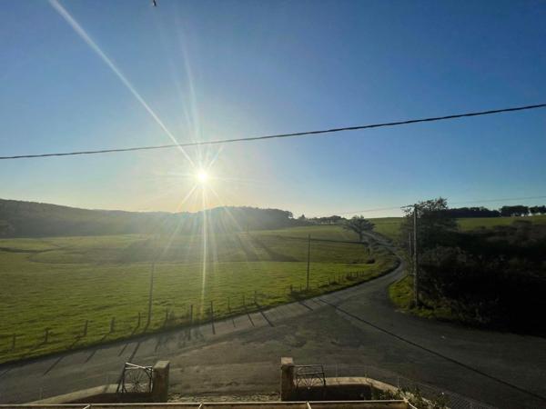 Maison ancienne avec grange attenante