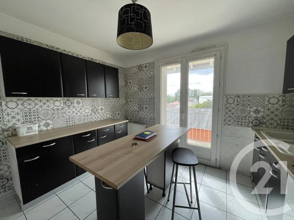 Appartement F4 à vendre  3 pièces - 82,50 m 2   BRIVE LA GAILLARDE  - 19