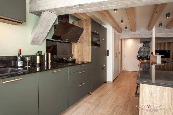 Duplex rénové T4 au 2d étage d'une petite copropriété ancienne en plein centre ville