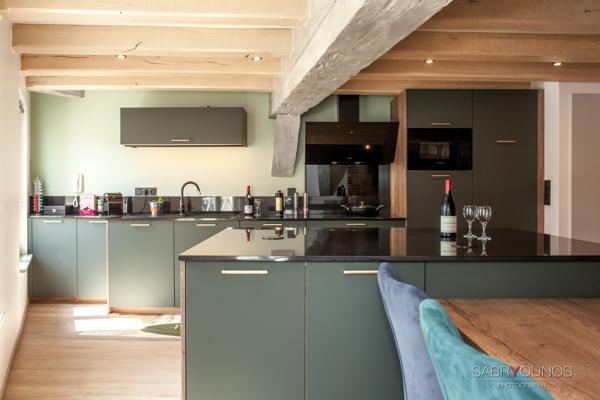 Duplex rénové T4 au 2d étage d'une petite copropriété ancienne en plein centre ville