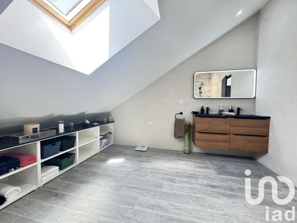 Maison à vendre 7 pièces 215 m² Houdan