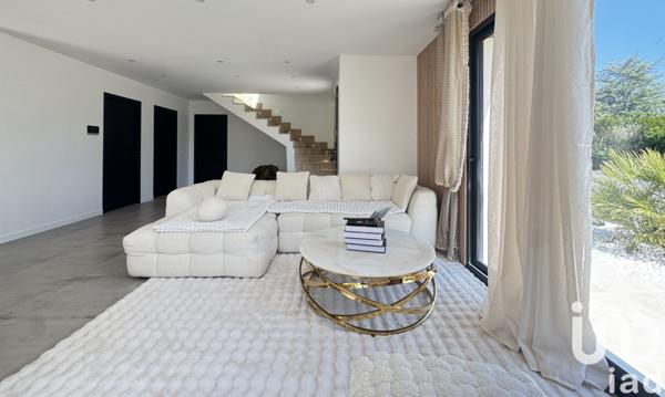 Maison à vendre 7 pièces 215 m² Houdan