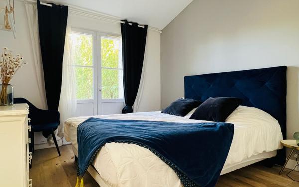 Maison à vendre    5 pièces •  La Flotte