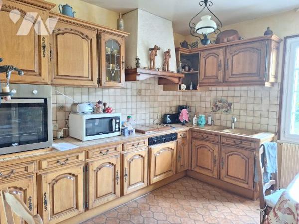 Demeure de 213m² sur 2085m² de jardin, Aubigny-Sur-Nère