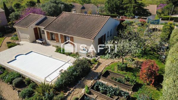 Nouveauté sur Magalas Maison de plain pied  4 chambres grande piscine sur 1100m2 un coin de paradis