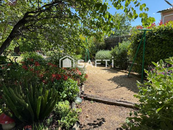 Nouveauté sur Magalas Maison de plain pied  4 chambres grande piscine sur 1100m2 un coin de paradis