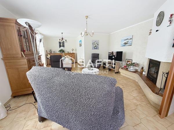 Nouveauté sur Magalas Maison de plain pied  4 chambres grande piscine sur 1100m2 un coin de paradis