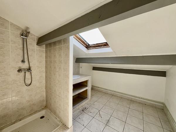 Maison Roquemaure 4 pièce(s) 130 m2