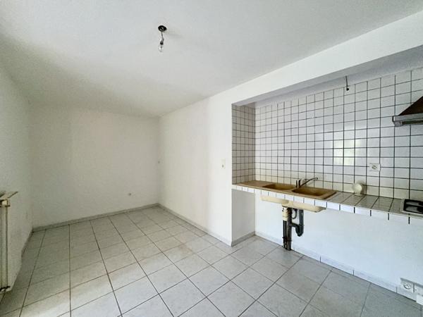 Maison Roquemaure 4 pièce(s) 130 m2