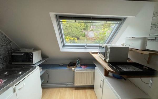 Appartement à louer    1 pièce •  Jaux