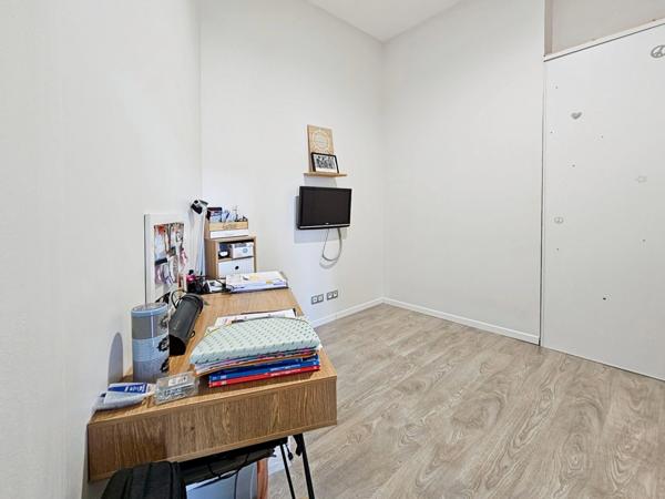 Dpt Hautes Pyrénées (65), à vendre TARBES appartement bourgeois en hyper centre avec terrasse