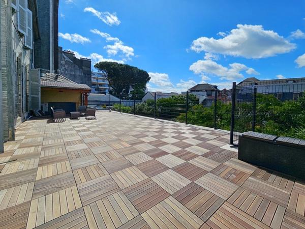 Dpt Hautes Pyrénées (65), à vendre TARBES appartement bourgeois en hyper centre avec terrasse