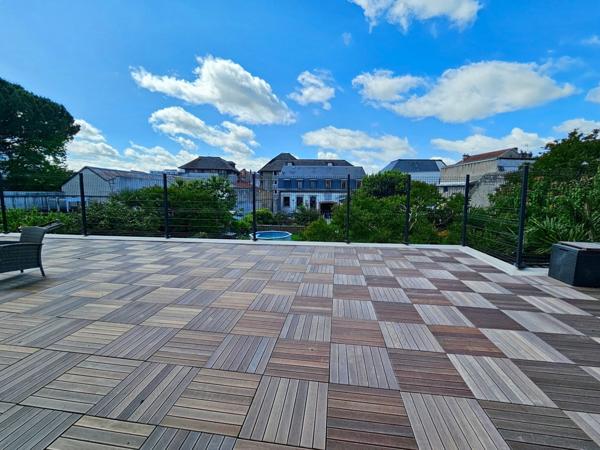 Dpt Hautes Pyrénées (65), à vendre TARBES appartement bourgeois en hyper centre avec terrasse