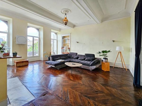 Dpt Hautes Pyrénées (65), à vendre TARBES appartement bourgeois en hyper centre avec terrasse