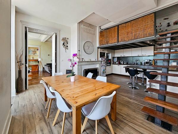 Dpt Hautes Pyrénées (65), à vendre TARBES appartement bourgeois en hyper centre avec terrasse